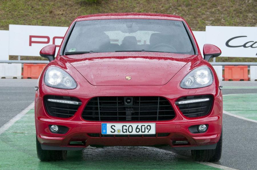  Porsche Cayenne GTS 2013 года  (фото 6 из 19)